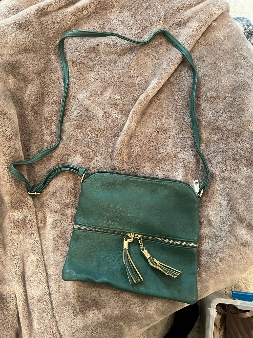 Amazon Green Leather Crossbody Bag with Tassel Zipper